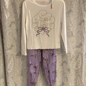 NWT. Victoria’s Secret Pajama Set